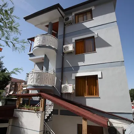 Отель Alen Bar Тирана