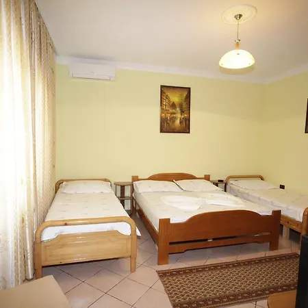 Alen Bar Отель 3*