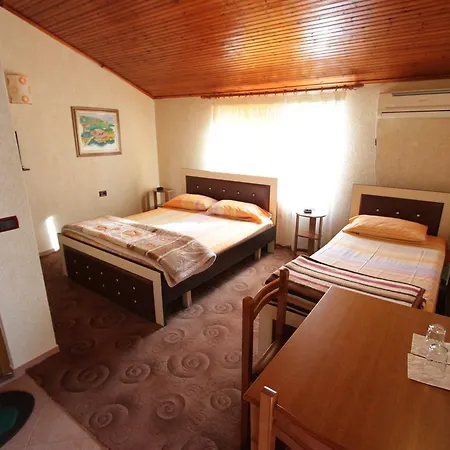 Hotell Alen Bar Tirana