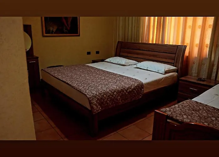Alen Bar 3*