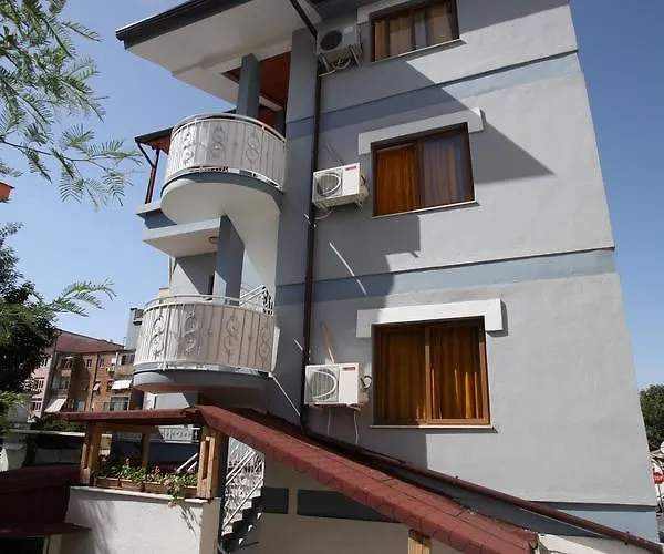 酒店 Alen Bar 地拉那