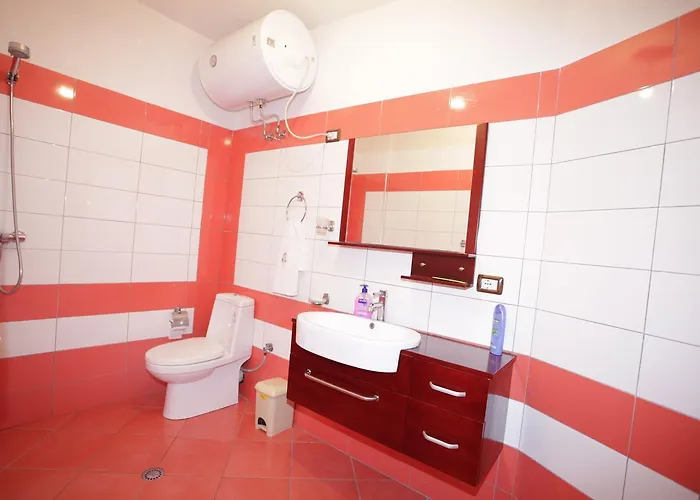 Ξενοδοχείο Alen Bar 3*